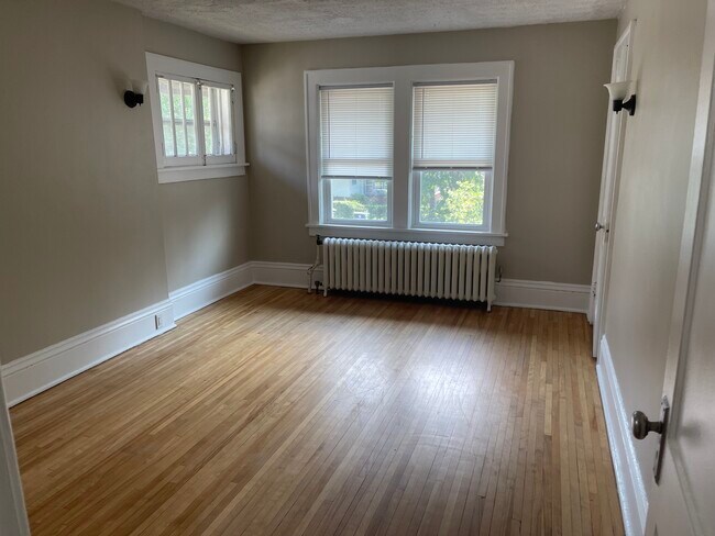 Photo - 1643 Berkeley Ave