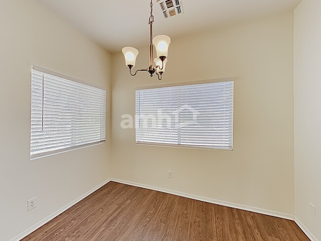 Photo - 368 S 161ST Dr