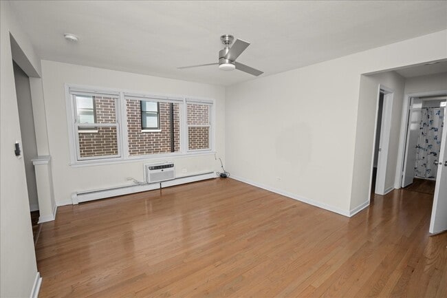 Photo - 5516 W Higgins Ave