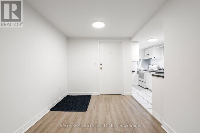 Photo - 118 Braemar Ave