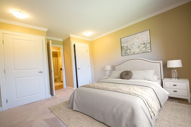 Photo - Edina Highland Villa