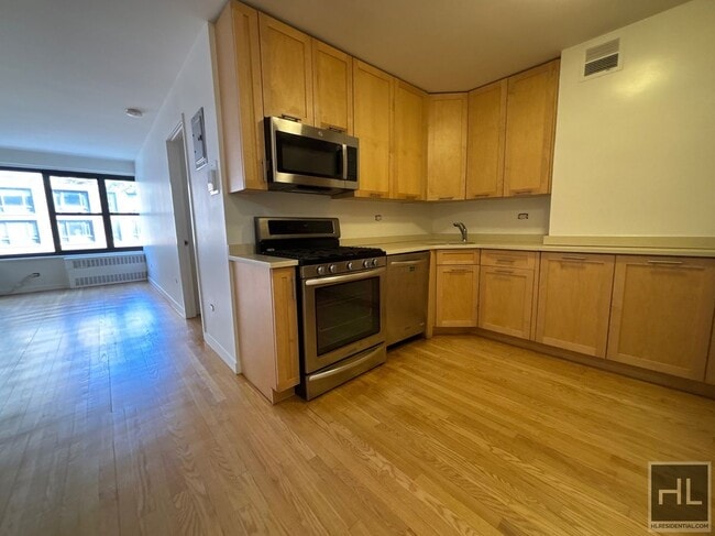 Photo - Fourth Avenue Unit 9G