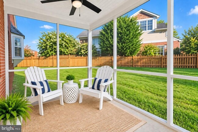 709 W View Terrace