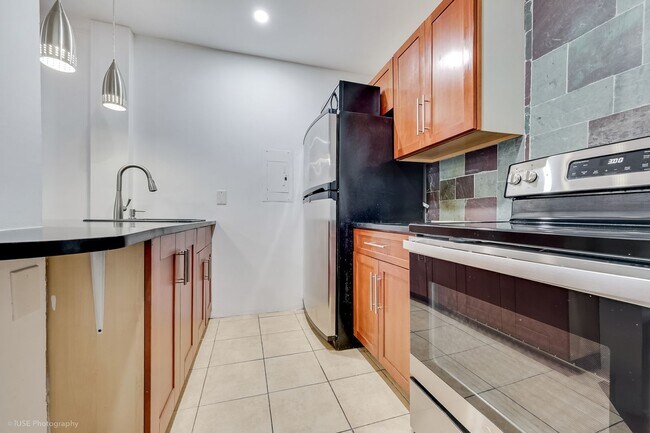 Photo - Walk to the Beach – Bright 1Bedroom/1 Bath...