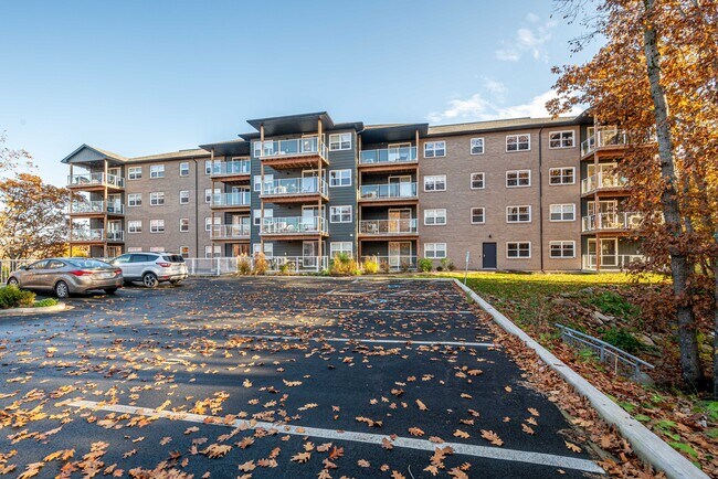 Photo - The Emerald Apartments 2 Bedroom Unit 211