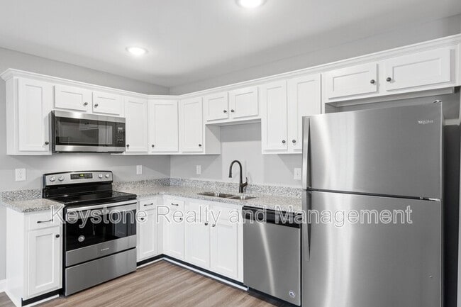 Photo - 580 Heritage Pointe Dr