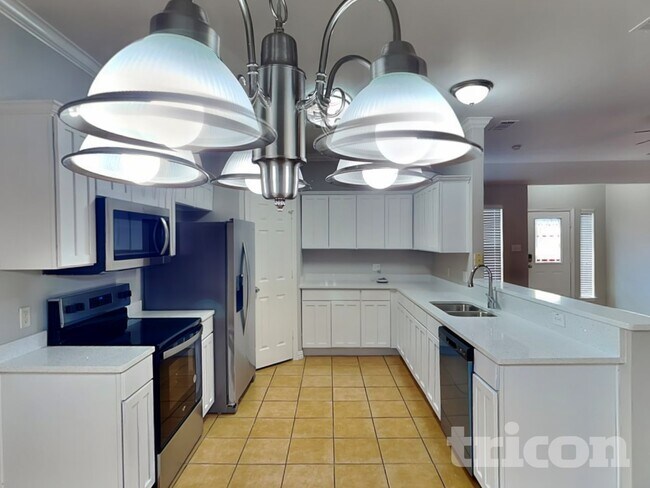 Photo - 100 Palomino Dr