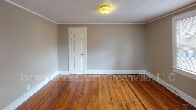 Photo - 123 Pleasant Ridge Ave