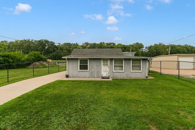Photo - 2621 47th Ave