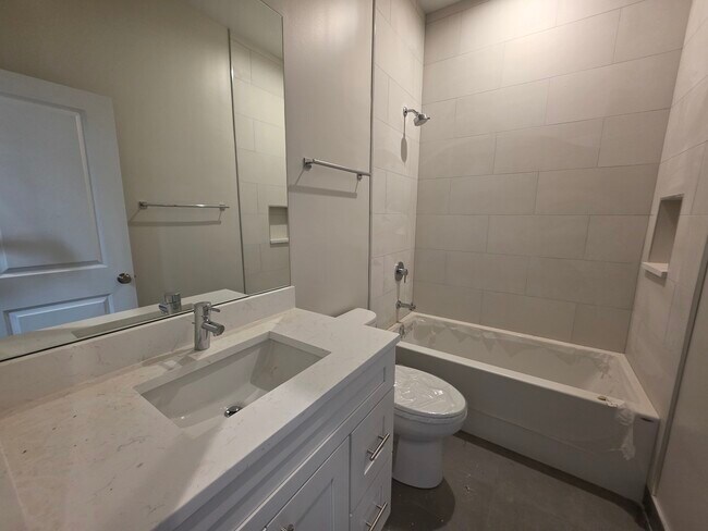 Photo - 3726 N Racine Ave