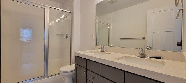 Photo - 3843 Mossmorran Ln