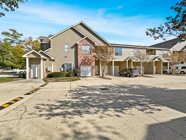 Building Exterior - 505 Spartan Dr Unit 3206