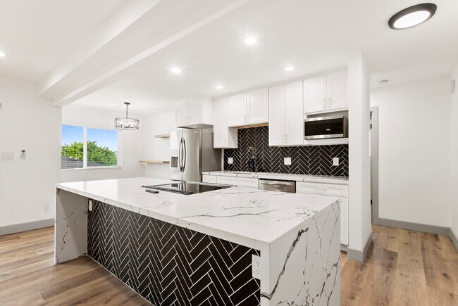 Photo - 4475 49th Street