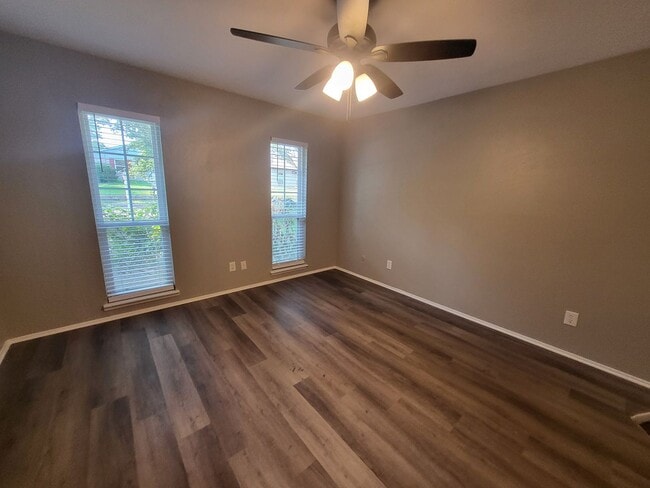 Photo - 2908 Mill Trail