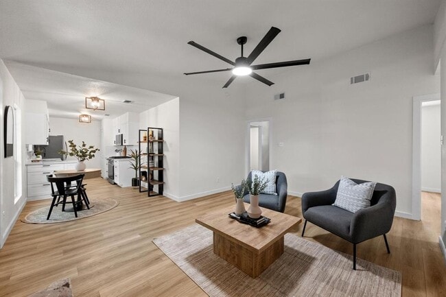 Building Photo - 7002 Teaberry Dr