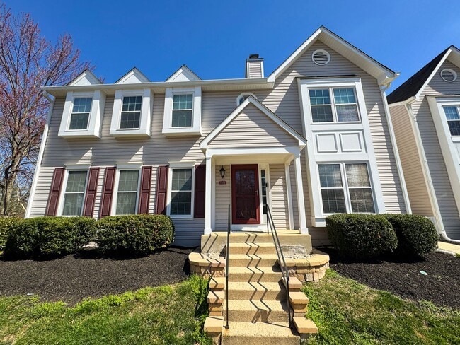 Building Photo - Bright And Spacious 2 Bed 2 Bath Condo In Ramblewood At Daventry