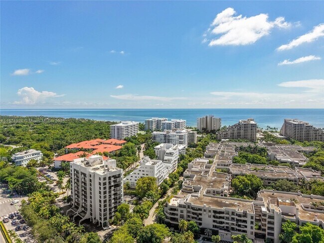 Photo - 101 Crandon Blvd Unit 381
