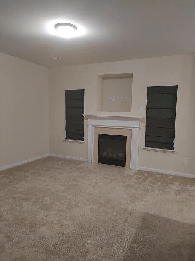 Photo - Room in Townhome on Singleleaf Lane