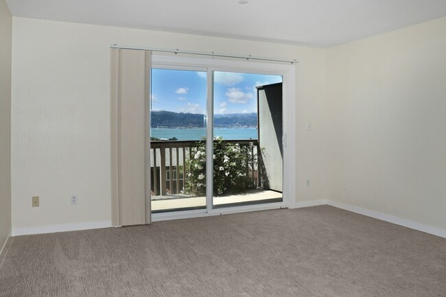 Building Photo - 55 Marinero Cir Unit 101A
