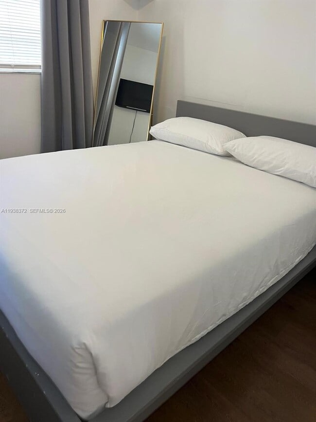 Photo - 740 Michigan Ave Unidad 5