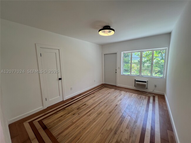 Building Photo - 145 NE 82nd St Unit 7
