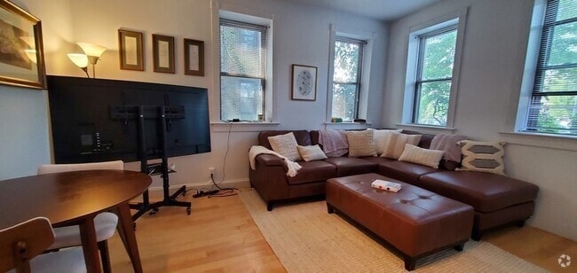 Building Photo - 1662 Commonwealth Ave Unit 12 Rental