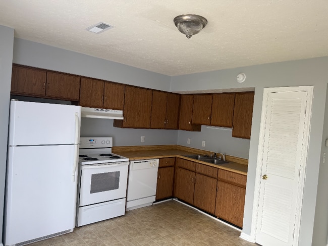 Building Photo - 36 Duiguid Dr Rental