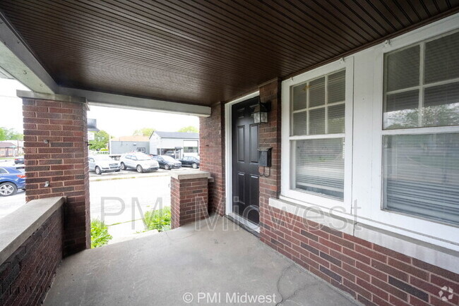 Building Photo - 4302 E 10th St Rental