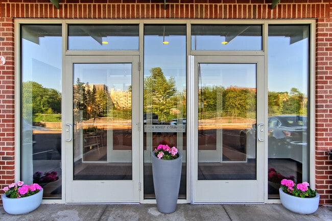 Photo - Twin River Commons Apartamentos