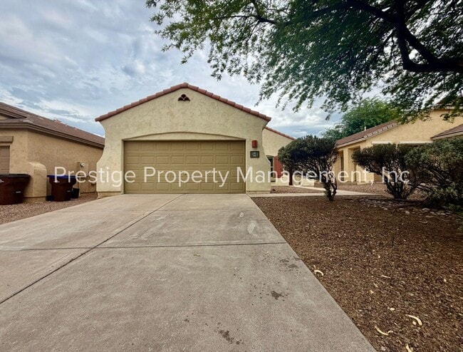 Building Photo - Sahaurita Home W/ Access To Some Wonderful Amenities!