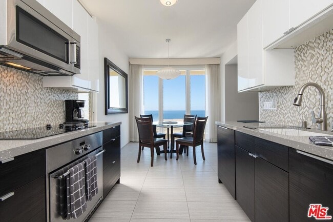 Photo - 18065 Coastline Dr Unit 1