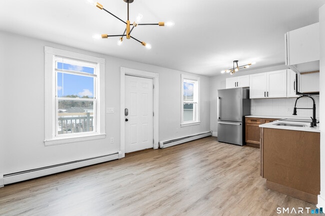 Photo - 30 Anthony St Unidad A