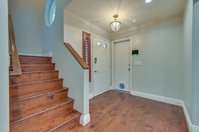 Photo - 2313 Pine Bluff Ct