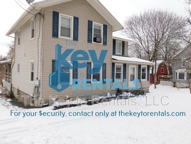 Building Photo - 182 E Main St