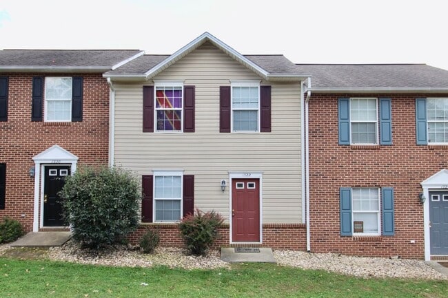 Building Photo - 1322 Devon Ln