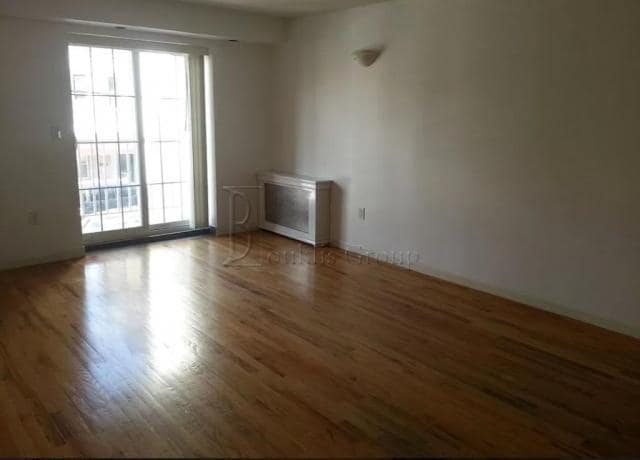 Photo - 3 bedroom in ASTORIA NY 11106 Unit 2