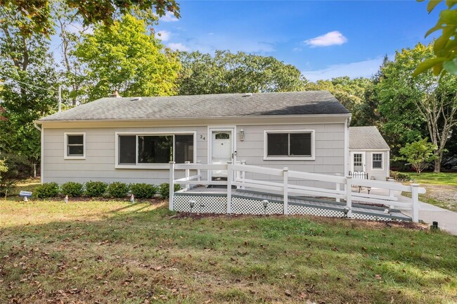 Building Photo - 24 Scrub Oak Rd Rental