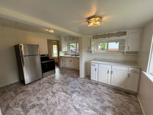 Photo - 2BR Home in Kingsport - Basement Storage