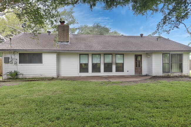 Photo - 1226 Ferndale Dr