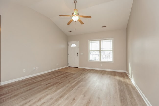 Photo - 100 Amos Springs Way