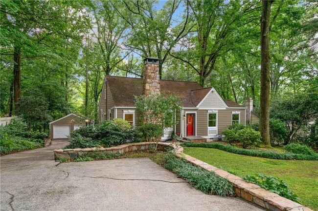 Photo - 1850 Ardmore Rd NW