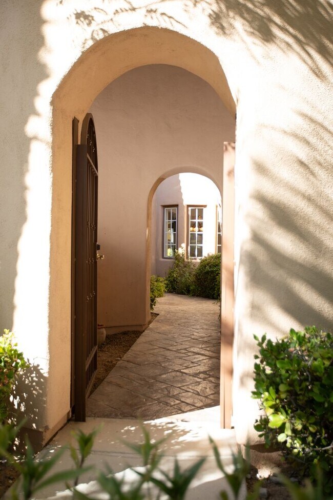 Photo - Red Rock Country Club @ Summerlin!!! 4 Bed...