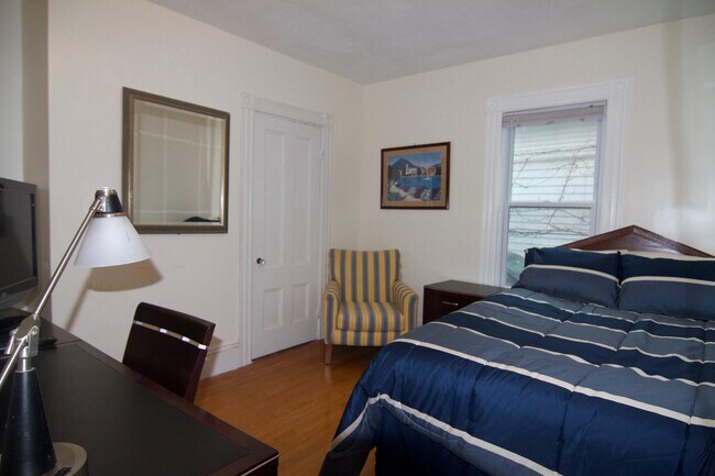 20 Jefferson St Unit a