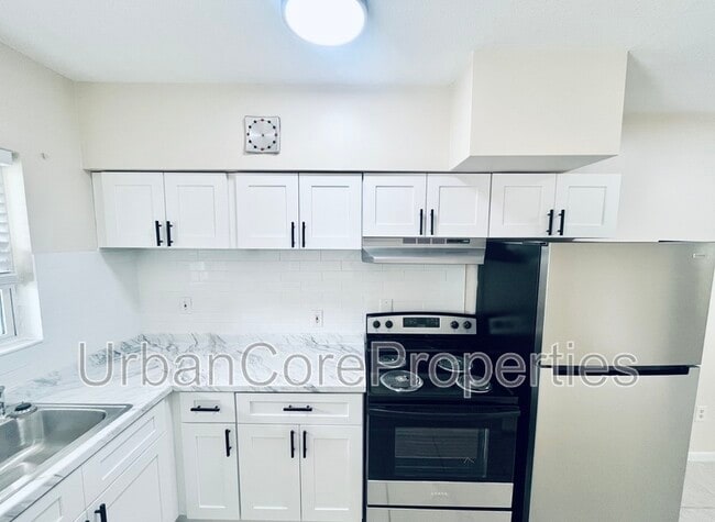 Photo - 115 7th Ave N Unidad #8