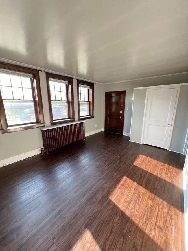 Photo - Remodeled Studio Apartment! AVAILABLE AUGUST 1st Unit 1124 N 21st St - 2C