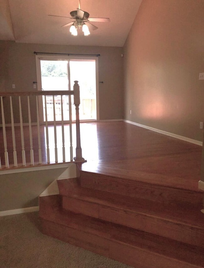 Photo - 2132 Shenandoah Dr