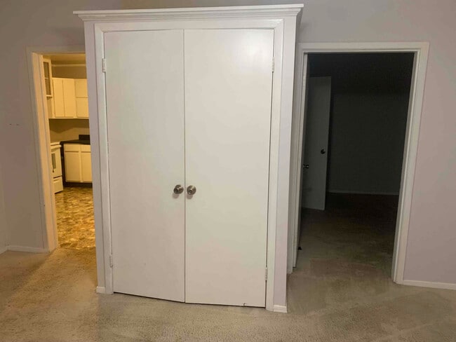 Photo - 600 Lakeshore Dr Unit C