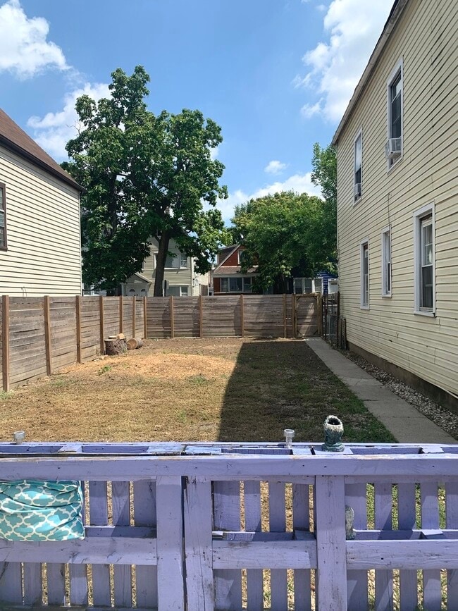 Photo - 2208 N Lorel Ave