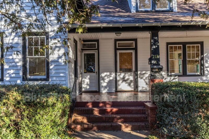 Photo - 213 Todd Avenue