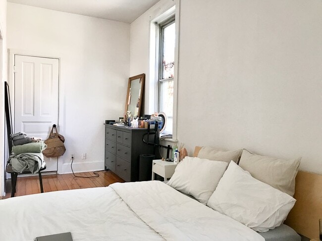 Photo - 2531-2533 W Augusta Blvd Unit 1F